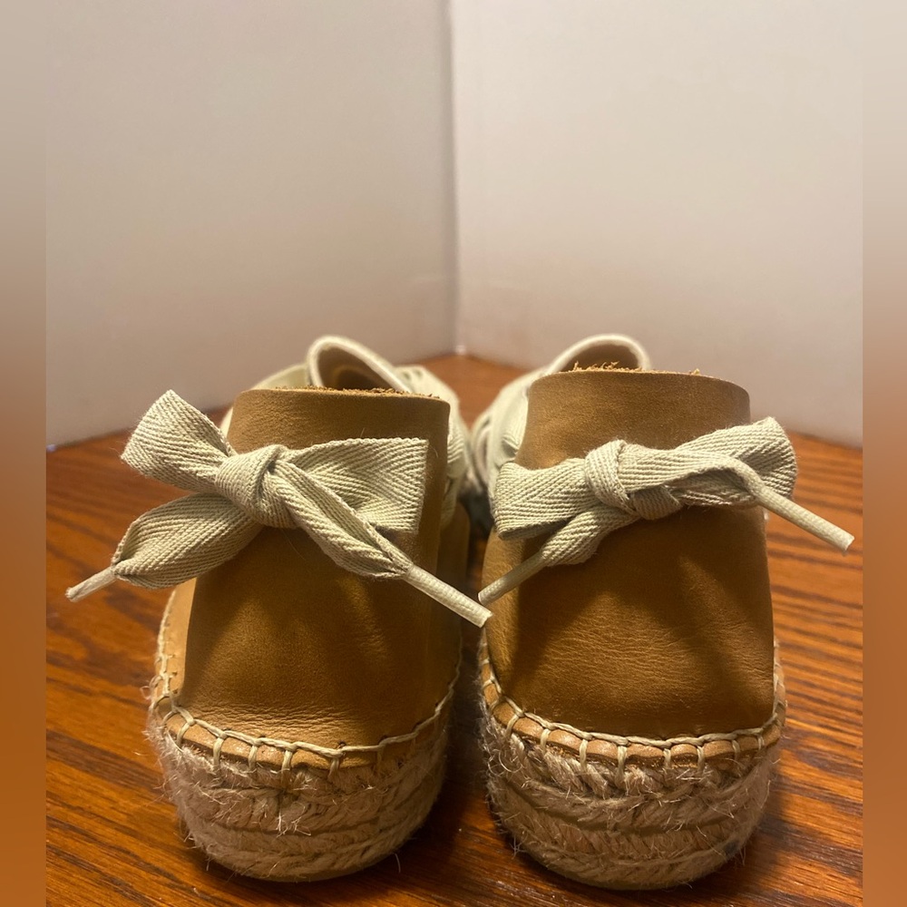 Naguisa Soc Espadrilles in Cream and Tan - Picture 2 of 6
